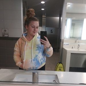 Meet your Posher, Jasmine